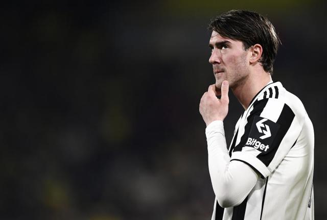 Dusan Vlahovic, bomber della Juventus: la finale di Champions potrebbe essere spostata nello stadio dei bianconeri Dusan Vlahovic, bomber della Juventus: la finale di Champions potrebbe essere spostata nello stadio dei bianconeri