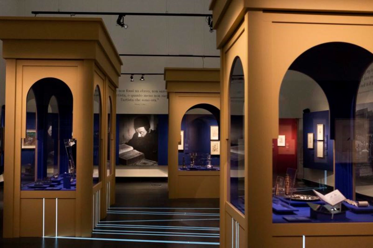 La mostra ‘Marc Chagall. Una storia di due mondi’ al Mudec. Foto Ipa La mostra ‘Marc Chagall. Una storia di due mondi’ al Mudec. Foto Ipa