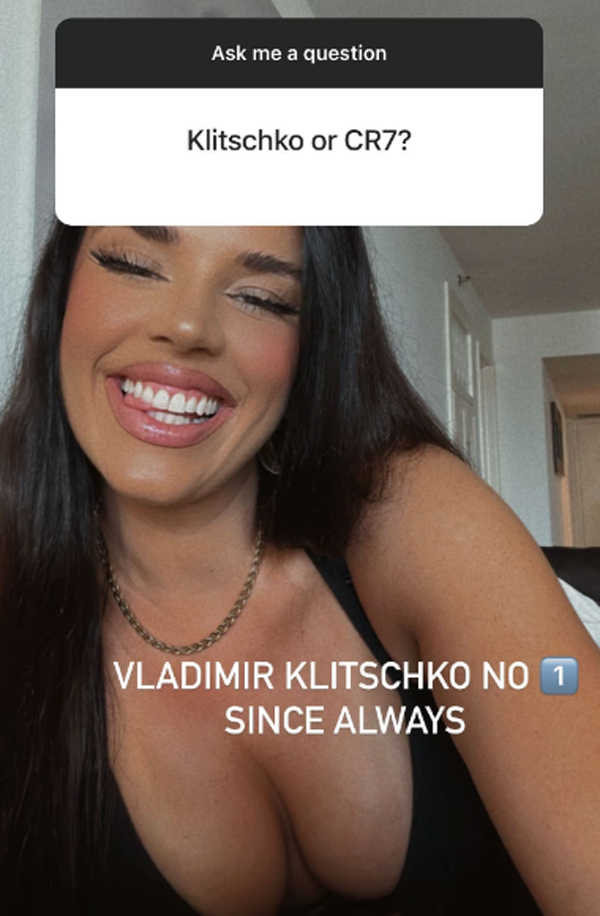 Ivana Knoll (Instagram knolldoll) Ivana Knoll (Instagram knolldoll)