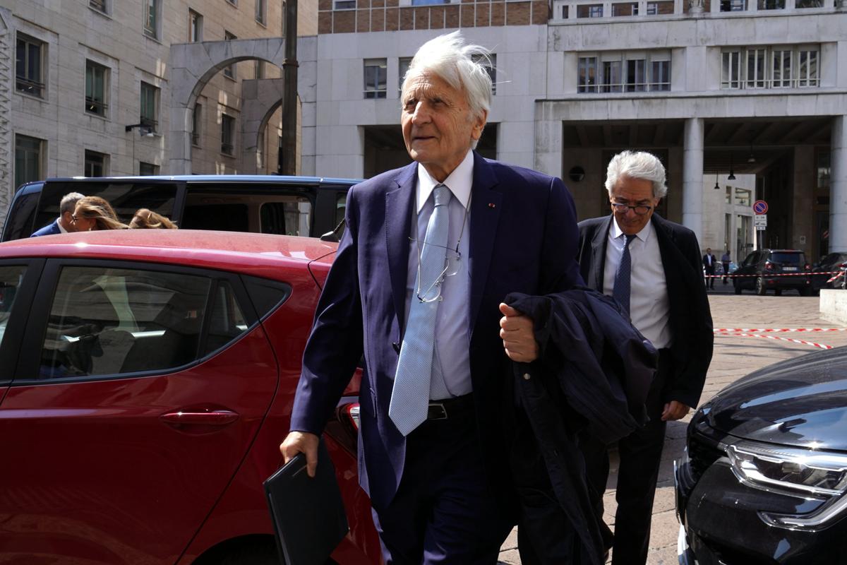 Trichet lashes out at Europe: “The ECB can cut rates without waiting for the Fed”