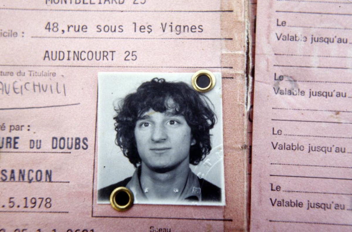 Jean Michel Kraveichvili Jean Michel Kraveichvili