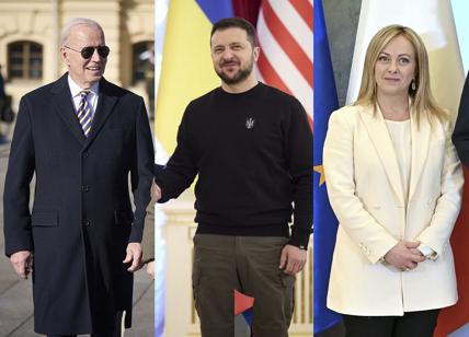 Meloni a Kiev e l'inganno di Biden: così "Sleepy Joe" le ha rubato la scena