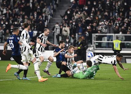 Juventus-Inter, rigore negato ai bianconeri. MOVIOLA. Allegri, addio scudetto