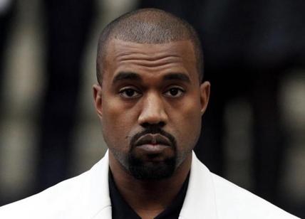 Kanye West scaricato da Adidas: bufera sulle frasi antisemite del rapper