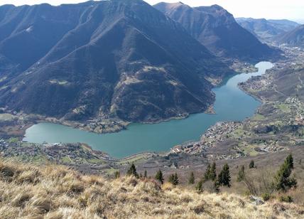 In gita sul lago di Endine, 16enne muore annegato