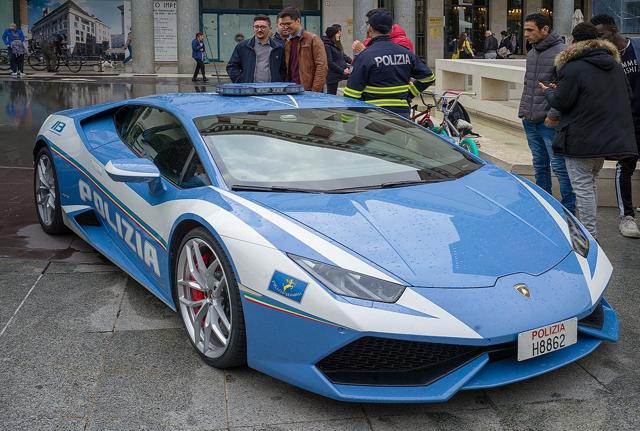 La Lamborghini Huracan della Polizia di Stato La Lamborghini Huracan della Polizia di Stato