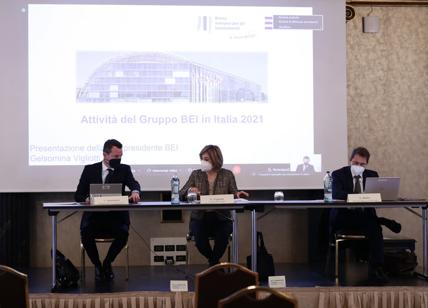 Banca Europea per gli Investimenti: in Italia 122 operazioni per 13,5 miliardi Banca Europea per gli Investimenti: in Italia 122 operazioni per 13,5 miliardi