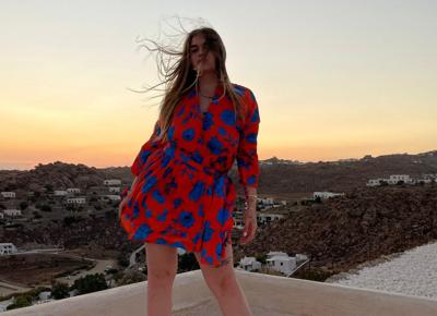 Martina Pagani modella curvy insegna ad acettare il suo corpo