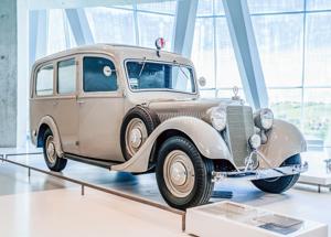 Mercedes-Benz 320 del 1937 la prima ambulanza della Stella