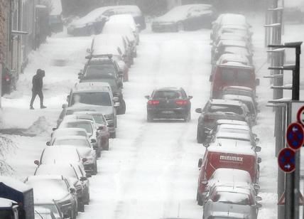 Meteo, neve allarme! Treno di cicloni maltempo-nevicate in pianura (ecco dove)