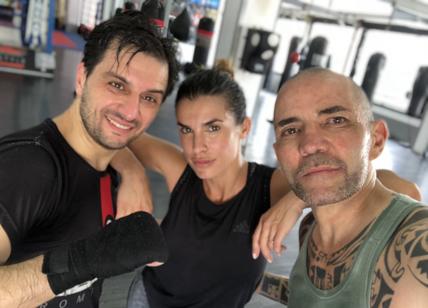 Kickboxing, Elisabetta Canalis sale sul ring: "Pronta per il match di sabato"