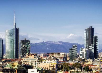 Immobili a Milano, a fine 2021 valgono 5.898 euro al mq, +1,1% in sei mesi