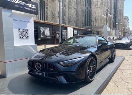 Auto di lusso sotto il Duomo, al via Milano Monza Motor Show