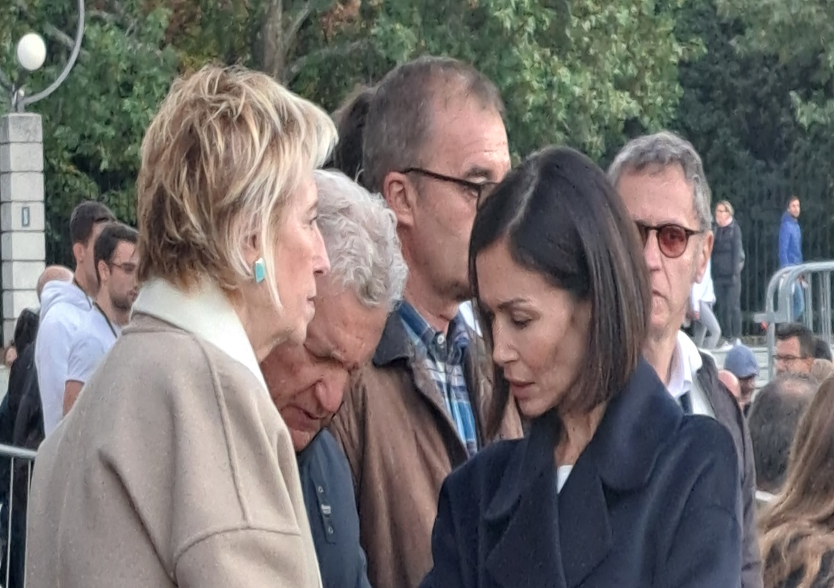Moratti e Carfagna alla manifestazione per la pace di Milano Moratti e Carfagna alla manifestazione per la pace di Milano