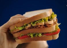 Morato, on air il nuovo spot. La campagna Out of Home decora Milano