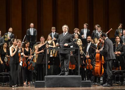 Riccardo Muti al Peruzzelli con l’Orchestra Giovanile 'Luigi Cherubini'