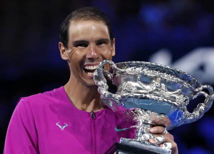 Australian Open, Nadal leggendario: 21° Slam. Complimenti da Federer-Djokovic