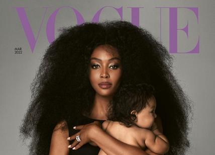 Naomi Campbell, figlia surrogata? Verità su Vogue, foto insieme in copertina