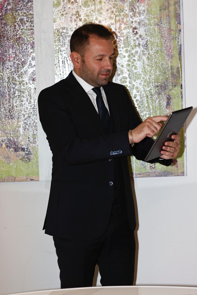 Nardone al lavoro