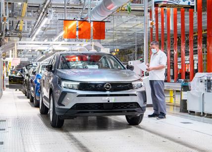 Opel: inizia la produzione del Grandland a Eisenach