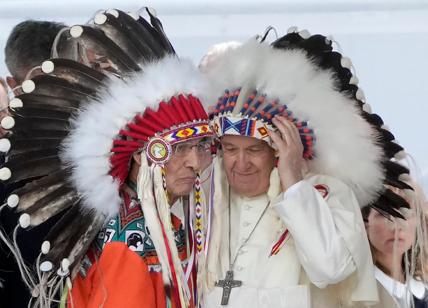Papa Francesco in Canada: "Chiedo perdono a Dio per le sofferenze ai nativi"