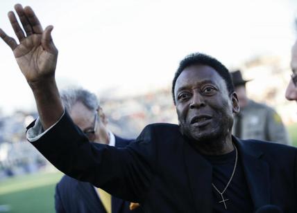 Pelé, un’eredità milionaria: alla famiglia patrimonio da oltre 100 mln