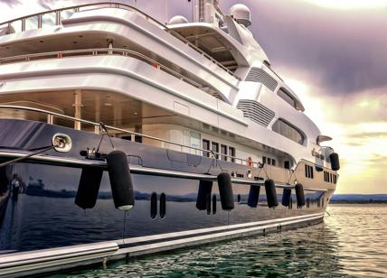 Ndrangheta: sequestrato un tesoro da 72 milioni, con yacht e un ultraleggero