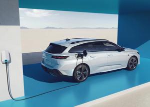 Incentivi auto 2023: daranno una scossa al mercato?