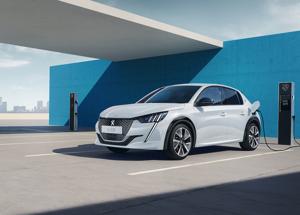 Nuova Peugeot e-208, 400 km di autonomia grazie ad un nuovo motore elettrico