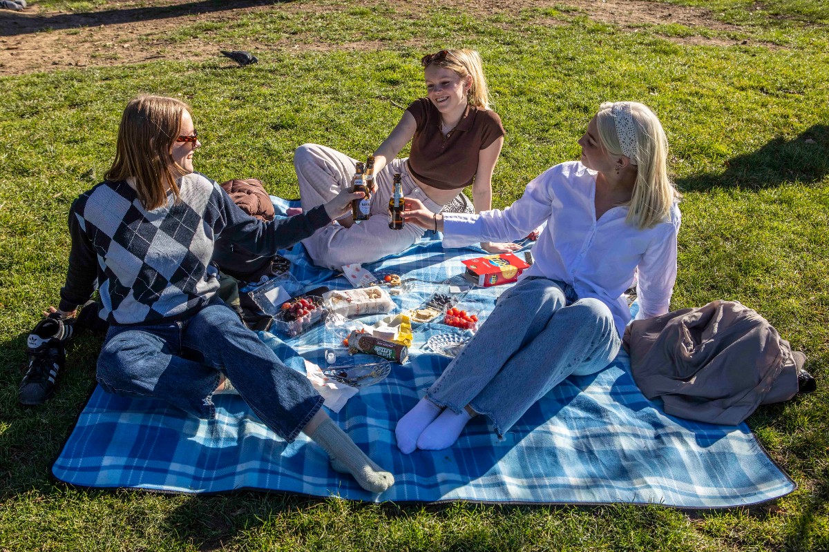 https://www.affaritaliani.it/static/upl2022/pic-/pic-nic.jpg