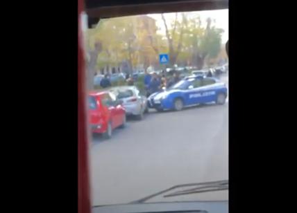 Terrore Taranto: polizia insegue un auto, onducente spara e ferisce 2 agenti