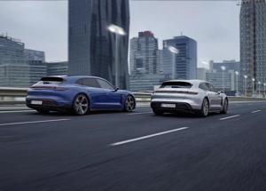 Porsche svela la nuova Taycan Sport Turismo