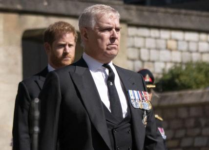 Prince Andrew dumped by the Windsors: he loses his escort and royal residence