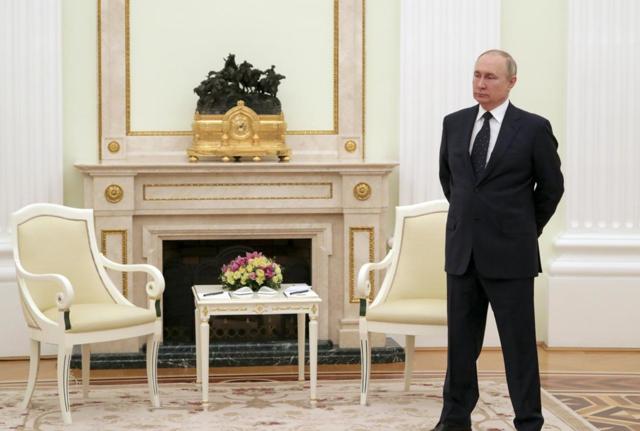 Vladimir Putin, alla guida della Federazione russa ininterrottamente dal 1999, quale capo di Governo o di Stato Vladimir Putin, alla guida della Federazione russa ininterrottamente dal 1999, quale capo di Governo o di Stato