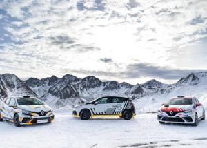 Renault svela la nuova Clio Rally 3 a quattro ruote motrici