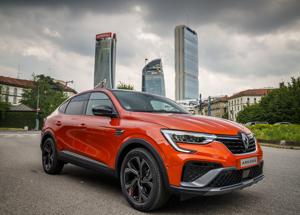 Renault Arkana: si conferma un pilastro della Renaulution