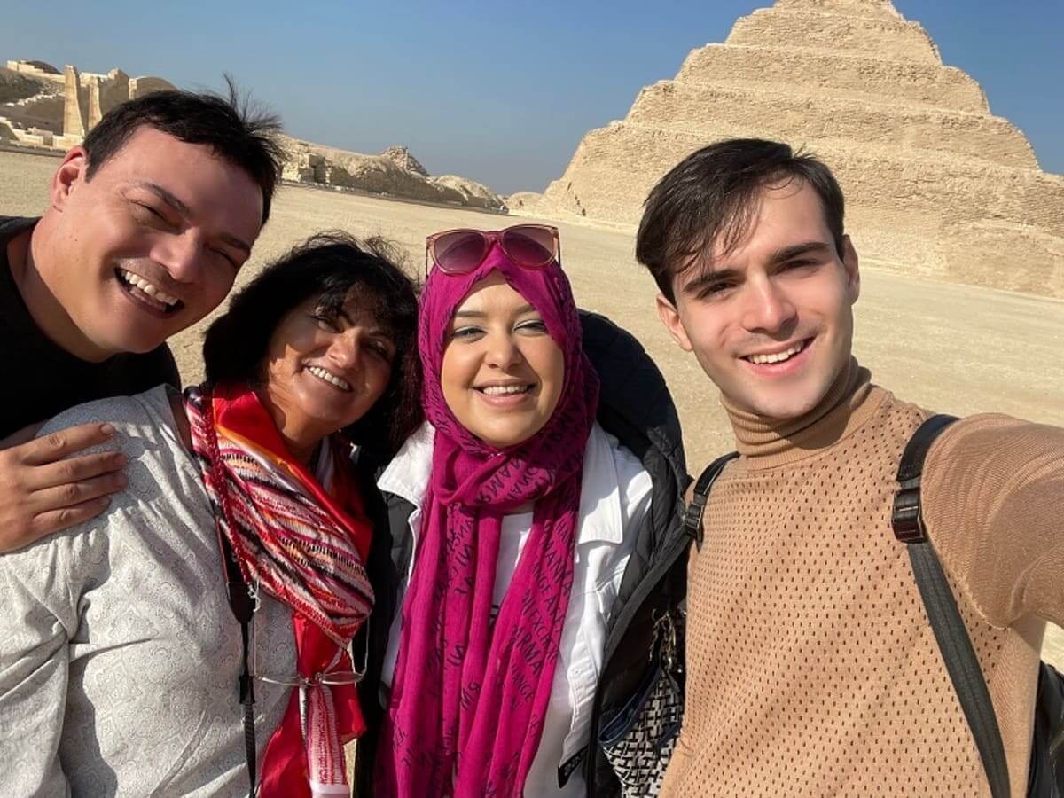 Igor Righetti con la fotografa Carla Pagliai, l’egittologa italo-egiziana Angela Ali Mohamed e l'influencer Lorenzo Castelluccio Igor Righetti con la fotografa Carla Pagliai, l’egittologa italo-egiziana Angela Ali Mohamed e l'influencer Lorenzo Castelluccio