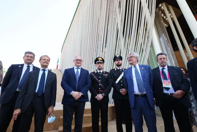 Expo 2030, il sindaco Gualtieri candida Roma e svela il logo dell’evento
