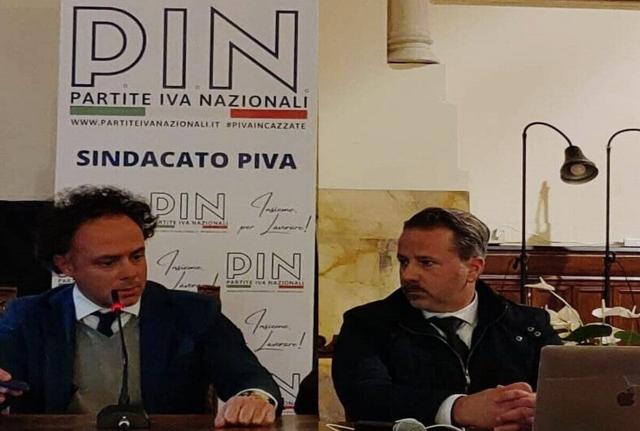 da sx: Avv. M. Sances e Dott. A. Sorrento da sx: Avv. M. Sances e Dott. A. Sorrento
