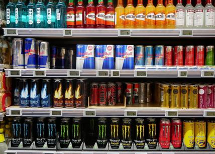 Energy drink, allarmante crescita dei rischi cardiaci tra i giovanissimi