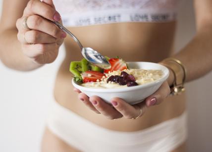 Colesterolo alto, cosa mangiare a colazione: 7 alimenti che non devono mancare
