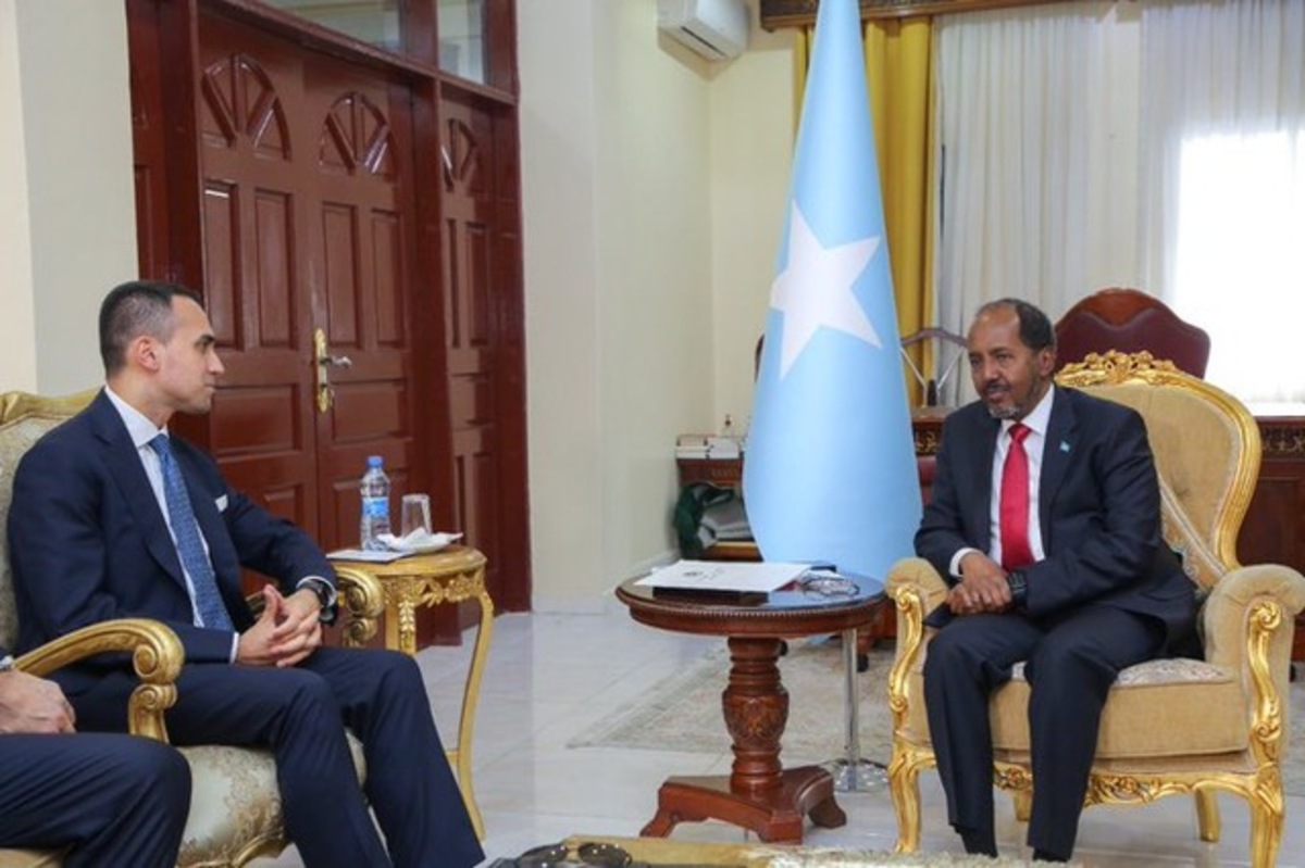 Somalia, l'incontro del ministro degli esteri Di Maio con il presidente della Repubblica Hassan Sheikh Mohamud Somalia, l'incontro del ministro degli esteri Di Maio con il presidente della Repubblica Hassan Sheikh Mohamud