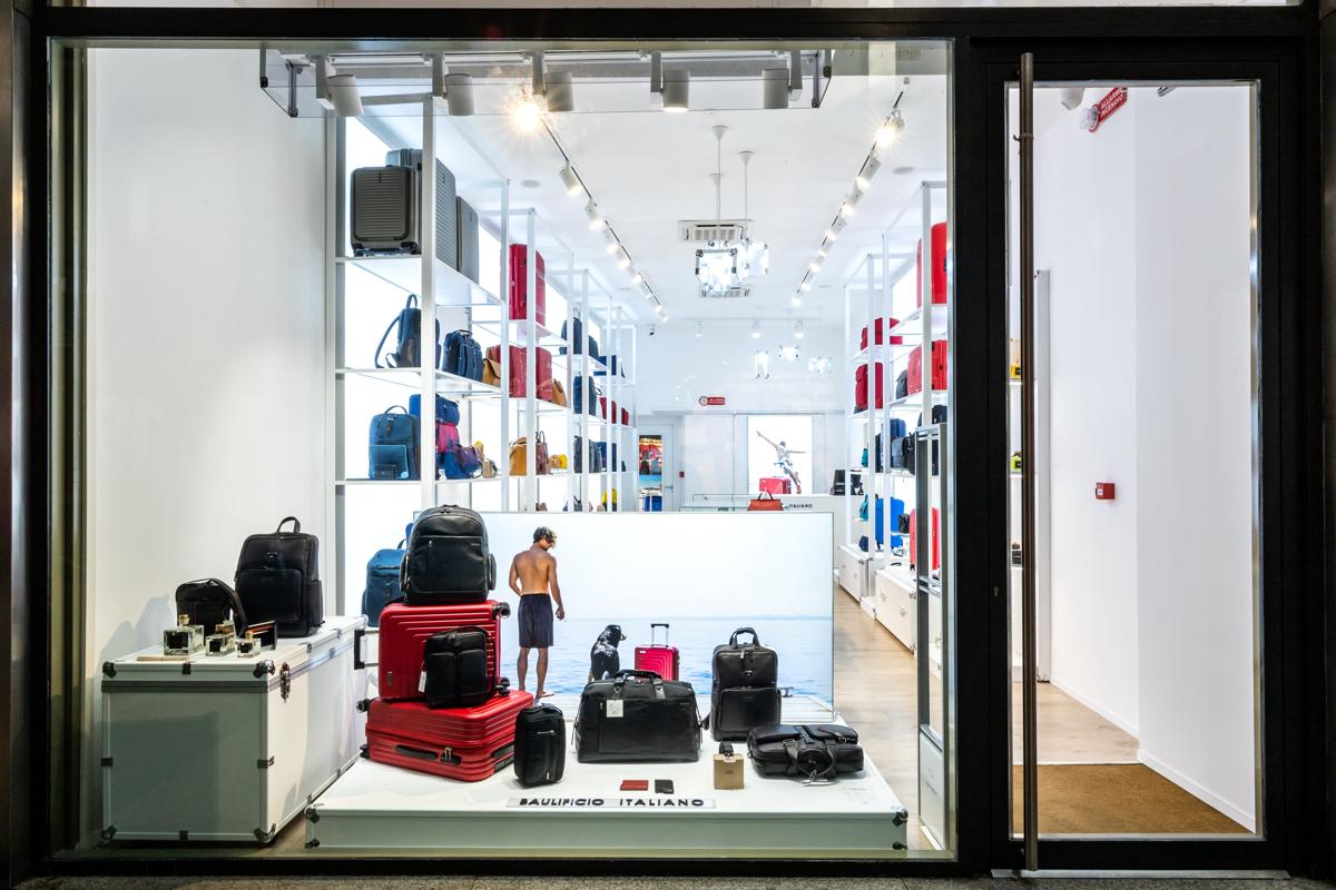 Store Baulificio Italiano Milano esterno Store Baulificio Italiano Milano esterno