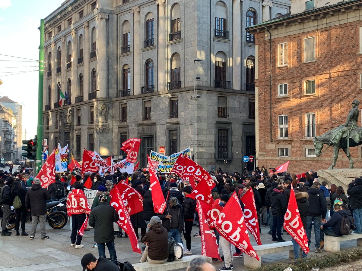 La manifestazione contro l'alternanza scuola-lavoro (Foto Mianews)