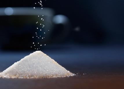 Aspartame, dolcificante cancerogeno? Sorvegliato speciale dell'Oms. Il caso