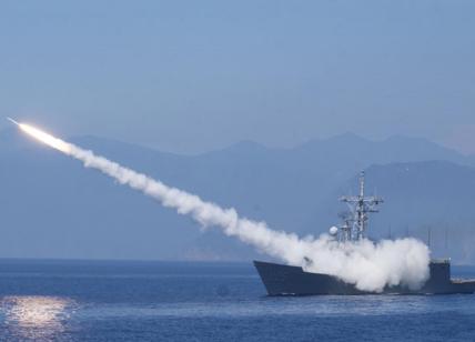 Prove di guerra, la Cina circonda Taiwan con 11 navi e 71 aerei