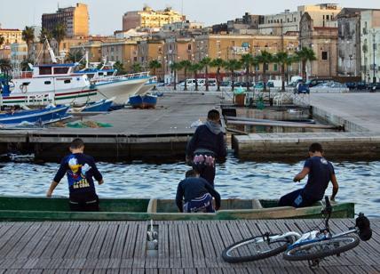 Pescatori cooperatori per Taranto, raccolta rifiuti dispersi in mare