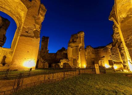 Le Terme di Caracalla illuminano la notte romana: tornano le visite di sera