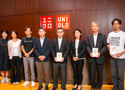 UNIQLO, donato il ricavato del progetto charity Peace For All