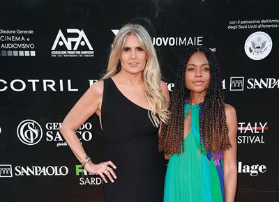 Tiziana Rocca con l'attrice Naomie Harris